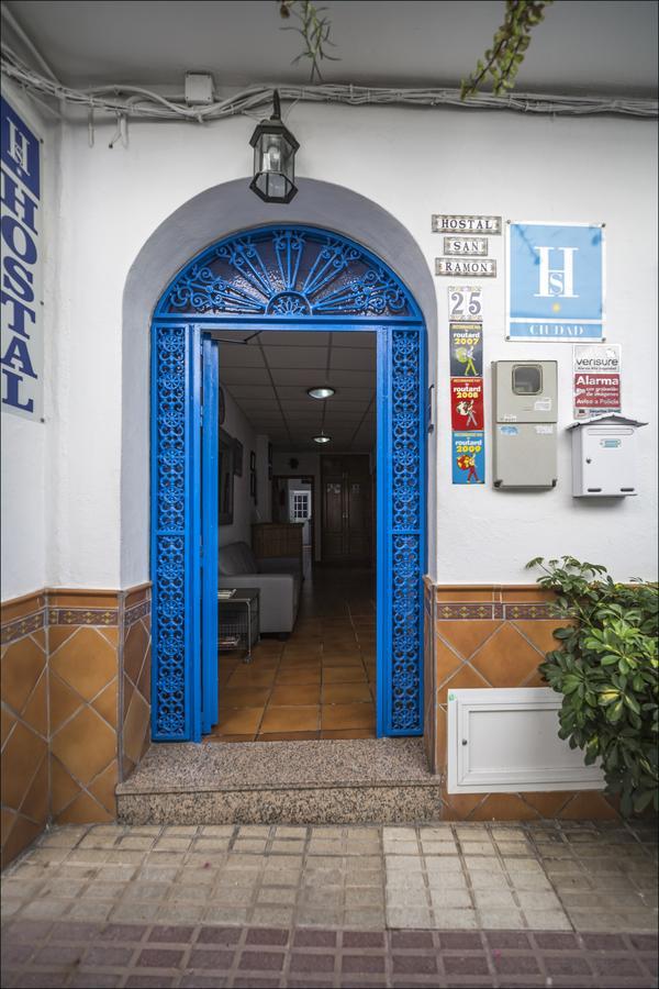 Hostal San Ramon Marbella Bagian luar foto